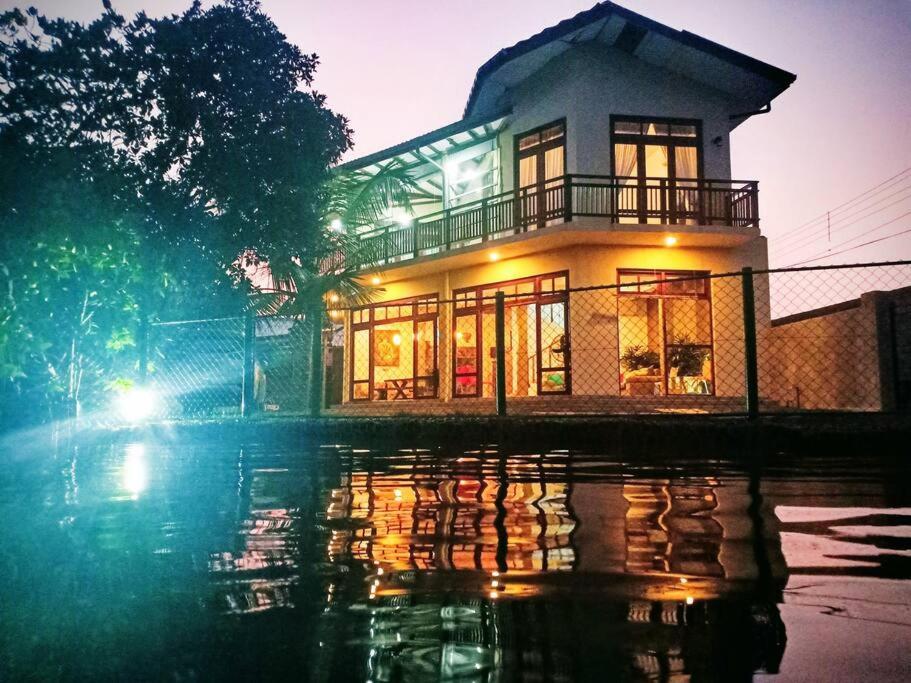 Aurora Lagoon Front Negombo Exterior foto